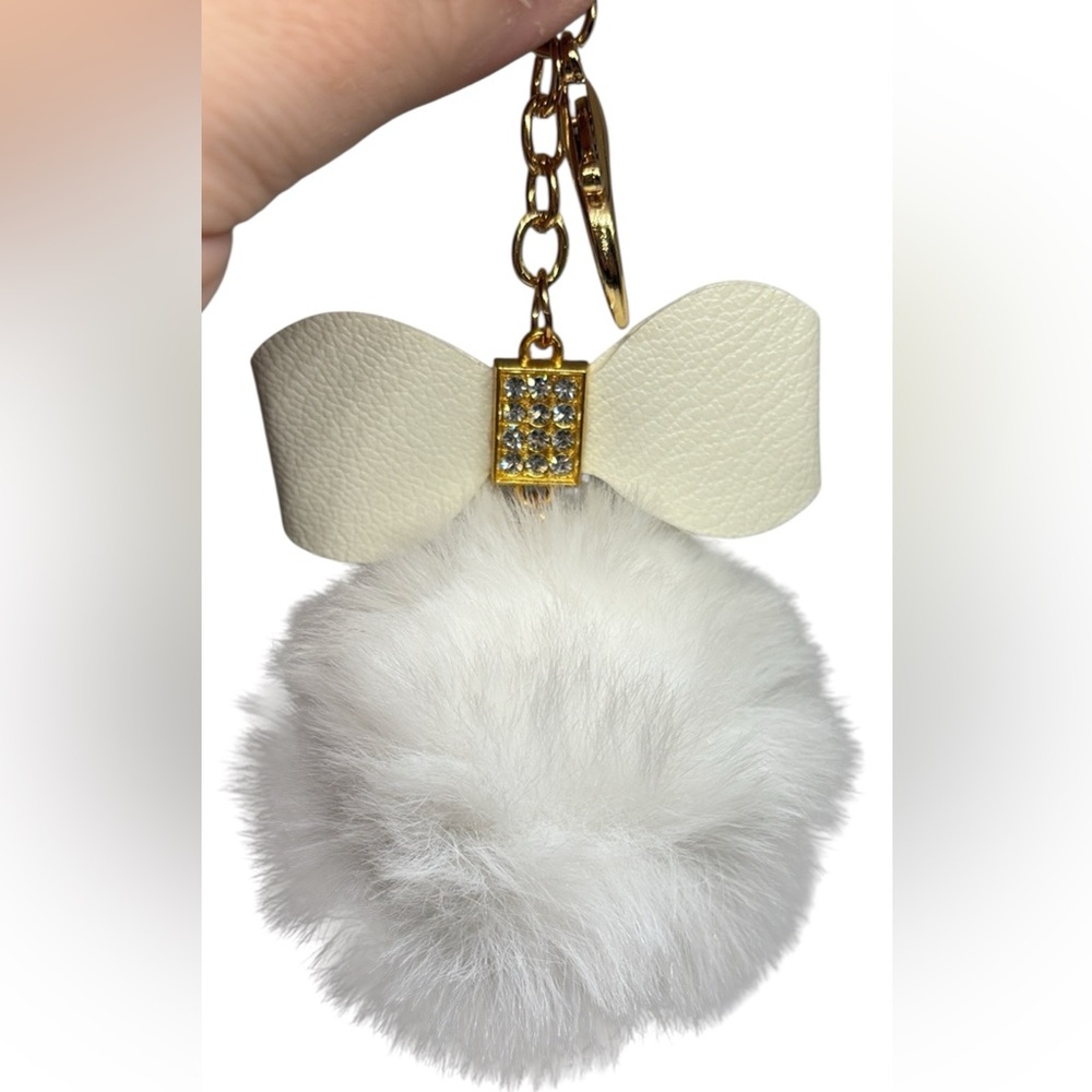Chic White Pom Pom Keychain with Bow